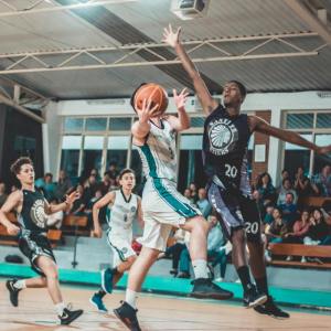 BASKETBALL - CAMPS / TOURNAMENTS
