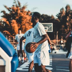 BASKETBALL - LEAGUES / SOCIAL CLUBS 
